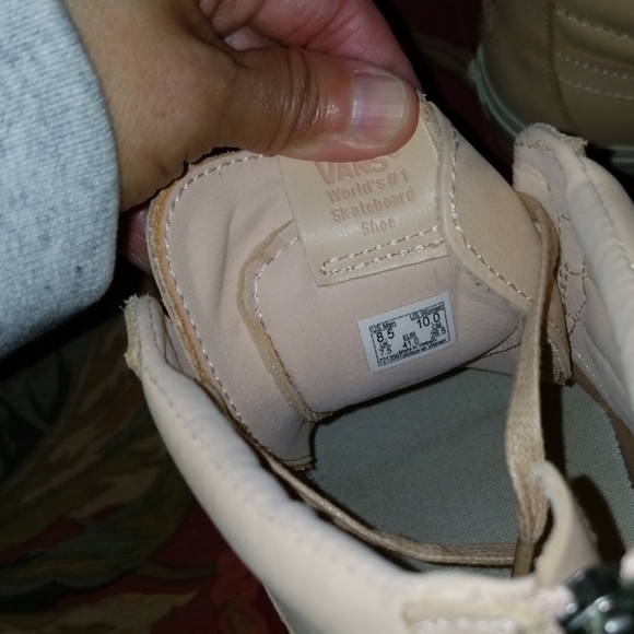 Van's Off The Wall - Picture 5 of 7